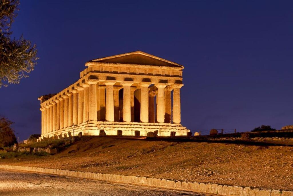 A Due Passi Dai Templi Hotel Agrigento Exterior foto